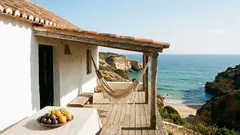 Podróże i turystyka: niedrogie kierunki, niezwykłe miejsca i porady dotyczące oszczędnych wyjazdów