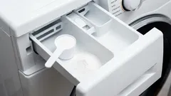 o Czyszczenie pralki: wsyp 75 g produktu do przegródki na detergent – brud i pleśń zostaną usunięte w postaci czarnych płatków.