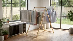  Gdzie i jak suszyć pranie w mieszkaniu: porady dla osób, które nie mają suszarki